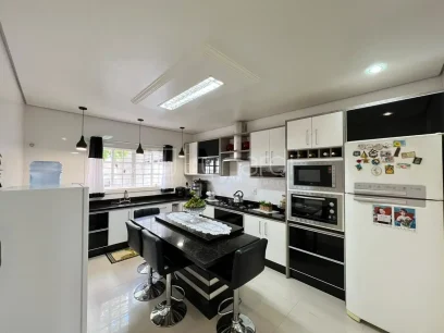 Casa com 3 Dormitórios - Miniatura - Lunardi Imóveis