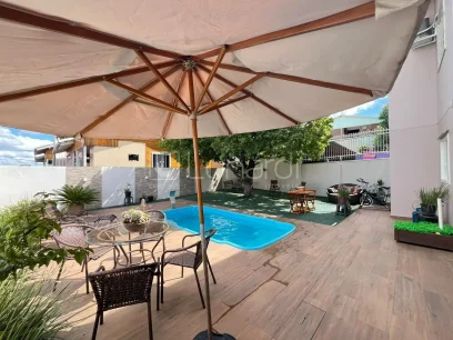 Casa com 3 Dormitórios - Miniatura - Lunardi Imóveis