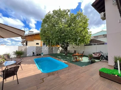 Casa com 3 Dormitórios - Miniatura - Lunardi Imóveis