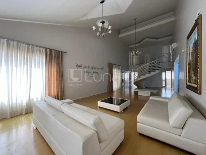 Casa comercial - Miniatura - Lunardi Imóveis