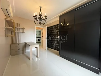 Apartamento com 4 Dormitórios - Miniatura - Lunardi Imóveis