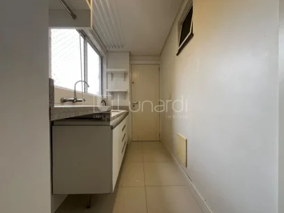Apartamento com 4 Dormitórios - Miniatura - Lunardi Imóveis