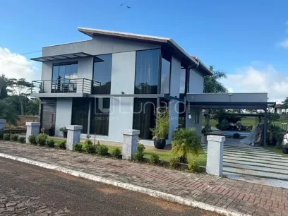 Casa com 3 Dormitórios - Lunardi Imóveis