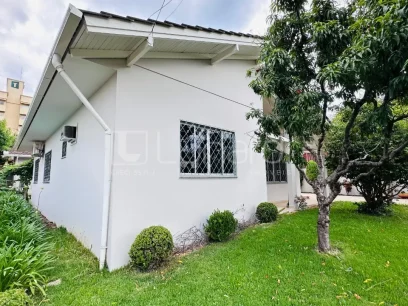 Casa com 3 Dormitórios - Lunardi Imóveis