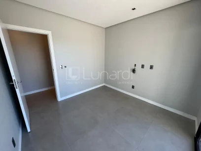 Casa com 3 Dormitórios - Miniatura - Lunardi Imóveis