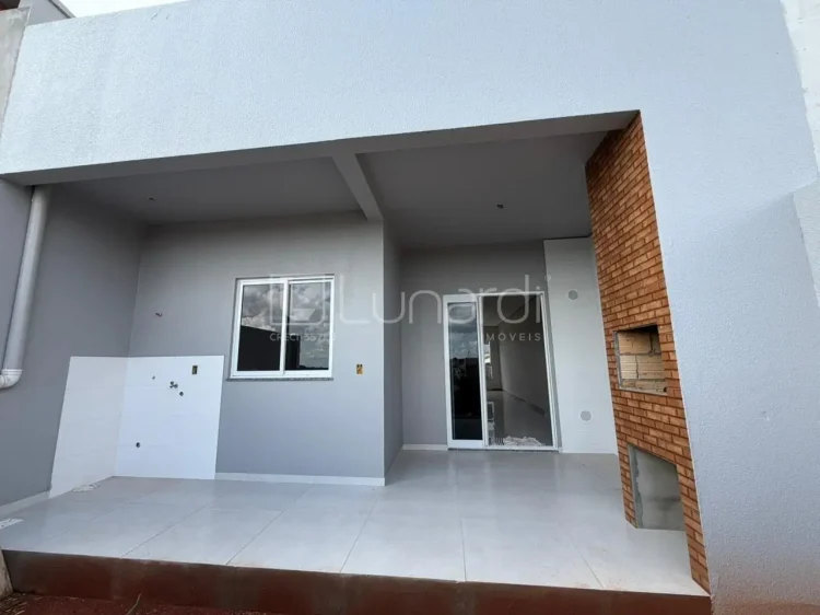 Casa com 2 Dormitórios - Lunardi Imóveis