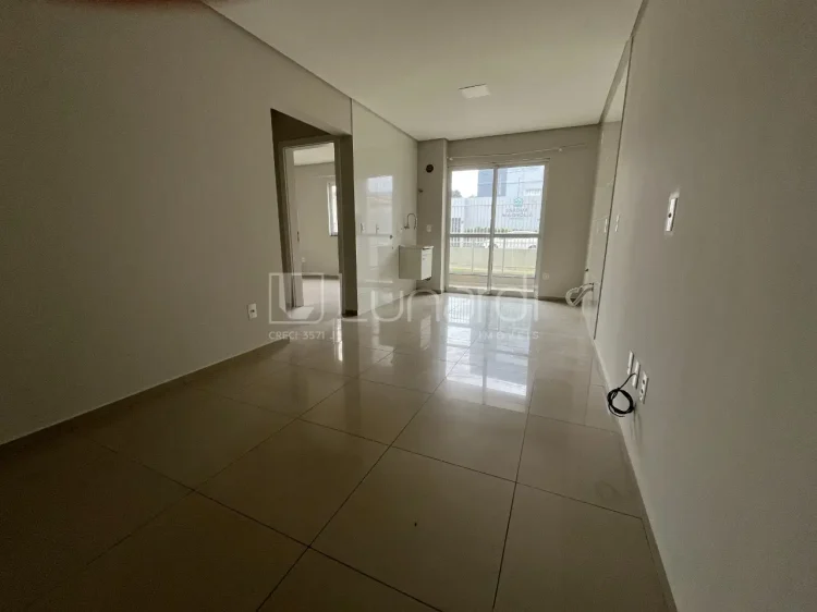 Apartamento com 2 Dormitórios - Lunardi Imóveis