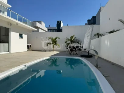Casa com 3 Dormitórios - Miniatura - Lunardi Imóveis