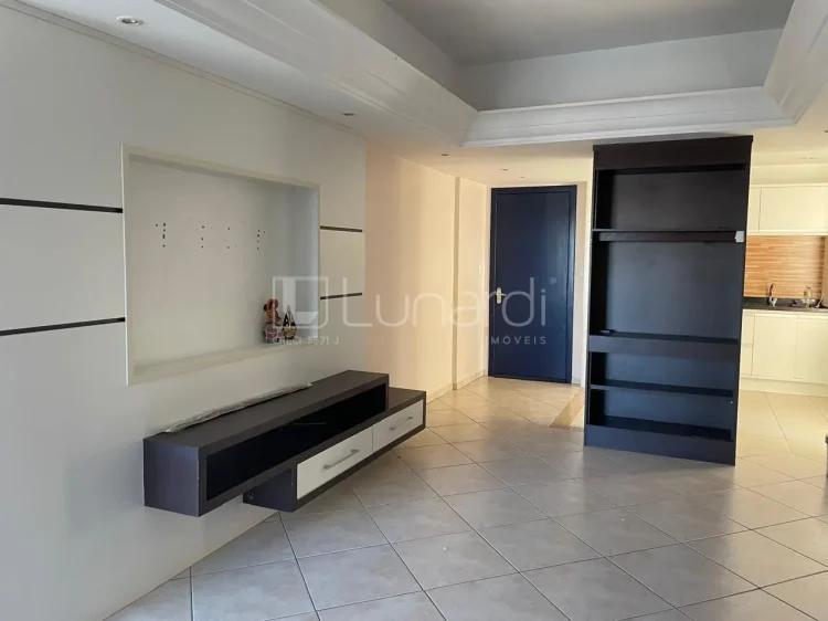 Apartamento com 2 Dormitórios - Lunardi Imóveis