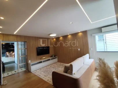 Casa com 4 Dormitórios - Miniatura - Lunardi Imóveis