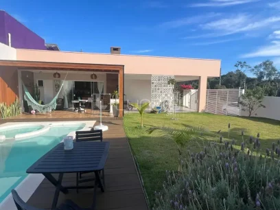 Casa com 2 Dormitórios - Miniatura - Lunardi Imóveis