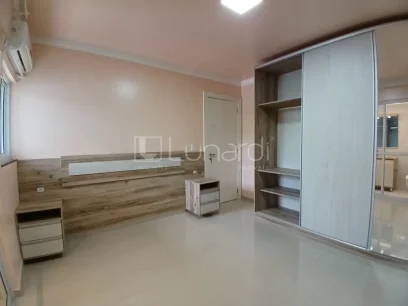 Casa com 5 Dormitórios - Miniatura - Lunardi Imóveis