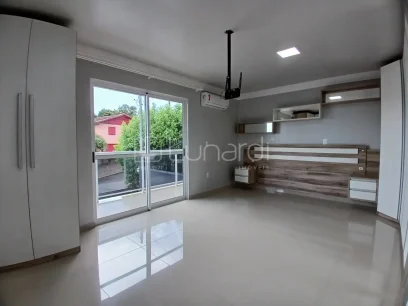 Casa com 5 Dormitórios - Miniatura - Lunardi Imóveis
