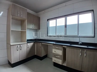 Casa com 5 Dormitórios - Miniatura - Lunardi Imóveis