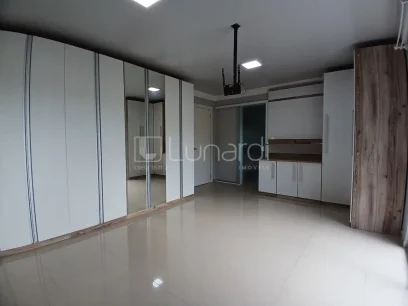 Casa com 5 Dormitórios - Miniatura - Lunardi Imóveis