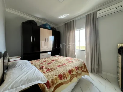 Casa com 2 Dormitórios - Miniatura - Lunardi Imóveis