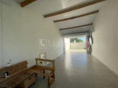 Casa com 2 Dormitórios - Miniatura - Lunardi Imóveis