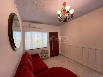 Casa com 2 Dormitórios - Miniatura - Lunardi Imóveis