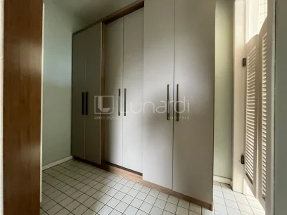 Casa com 4 Dormitórios - Miniatura - Lunardi Imóveis
