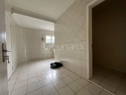 Casa com 4 Dormitórios - Miniatura - Lunardi Imóveis