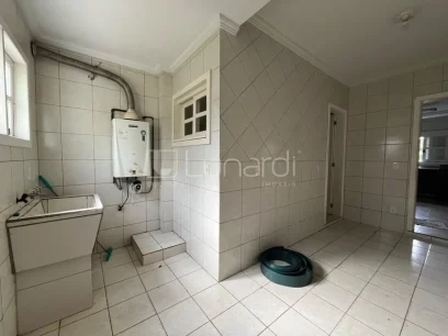 Casa com 4 Dormitórios - Miniatura - Lunardi Imóveis