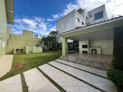 Casa com 4 Dormitórios - Miniatura - Lunardi Imóveis