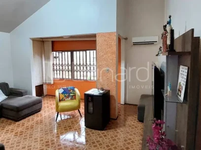 Casa com 4 Dormitórios - Miniatura - Lunardi Imóveis