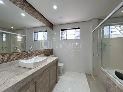 Casa com 3 Dormitórios - Miniatura - Lunardi Imóveis