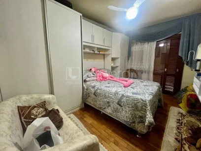 Casa com 4 Dormitórios - Miniatura - Lunardi Imóveis