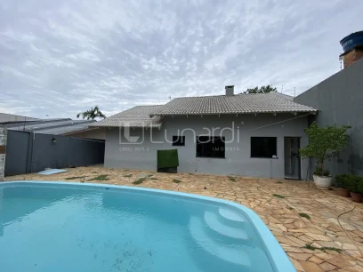 Casa com 3 Dormitórios - Miniatura - Lunardi Imóveis