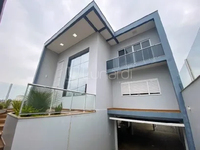 Casa com 3 Suítes - Lunardi Imóveis