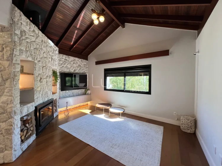 Casa em Condomínio com 3 Dormitórios - Lunardi Imóveis
