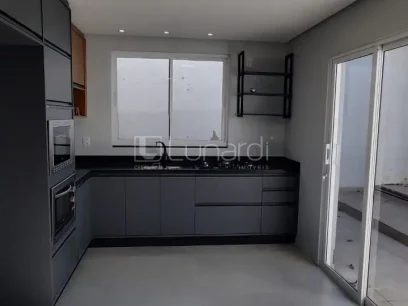 Casa com 3 Dormitórios - Miniatura - Lunardi Imóveis