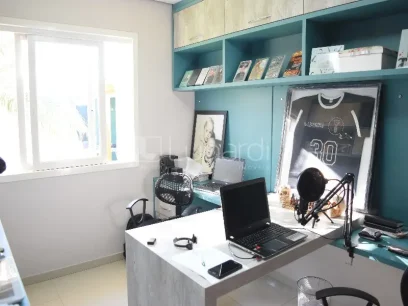 Casa com 2 Dormitórios - Miniatura - Lunardi Imóveis