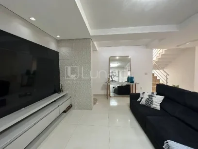 Casa com 3 Dormitórios - Miniatura - Lunardi Imóveis