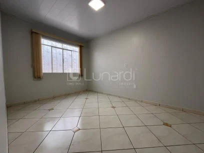 Casa com 3 Dormitórios - Miniatura - Lunardi Imóveis