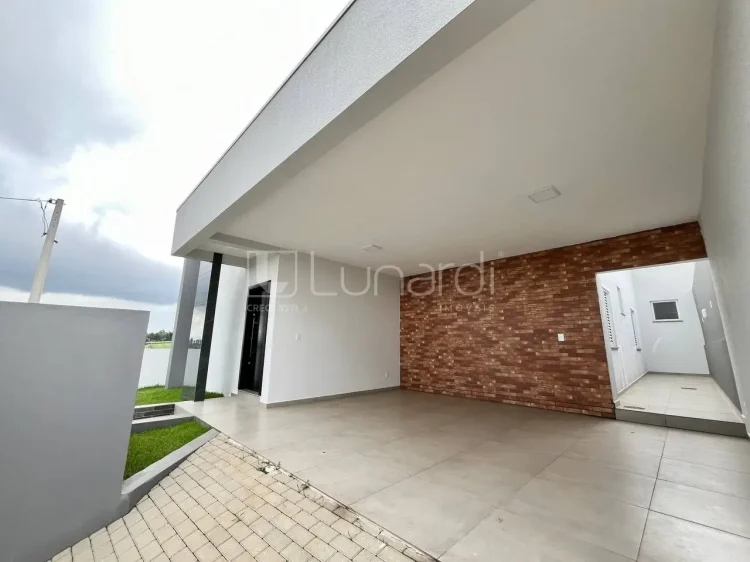 Casa com 3 Dormitórios - Lunardi Imóveis