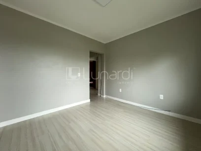 Casa com 3 Dormitórios - Miniatura - Lunardi Imóveis