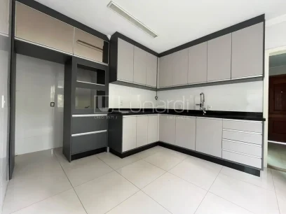 Casa com 3 Dormitórios - Miniatura - Lunardi Imóveis