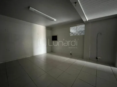 Casa com 3 Dormitórios - Miniatura - Lunardi Imóveis
