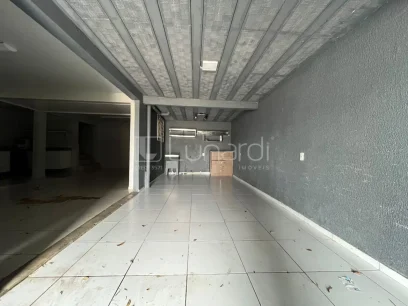 Casa com 3 Dormitórios - Miniatura - Lunardi Imóveis