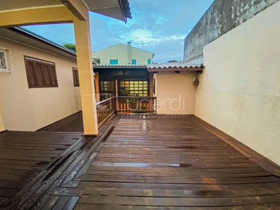 Casa com 3 Dormitórios - Miniatura - Lunardi Imóveis
