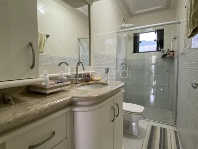 Casa com 3 Dormitórios - Miniatura - Lunardi Imóveis