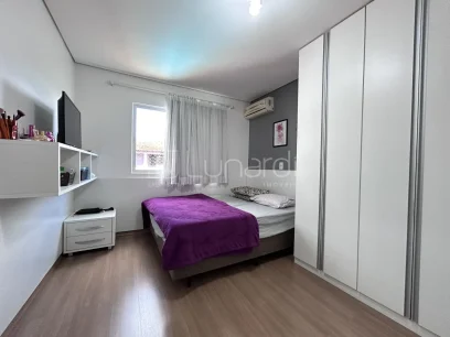 Casa com 4 Dormitórios - Miniatura - Lunardi Imóveis