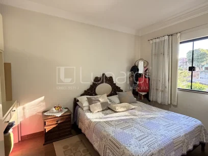 Casa com 3 Dormitórios - Miniatura - Lunardi Imóveis