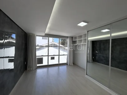 Casa com 3 Dormitórios - Miniatura - Lunardi Imóveis