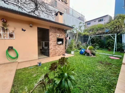 Casa com 4 Dormitórios - Miniatura - Lunardi Imóveis