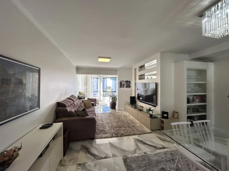 Apartamento com 3 Dormitórios - Lunardi Imóveis