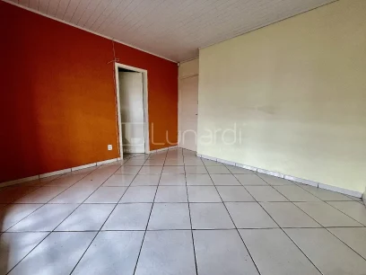 Casa com 2 Dormitórios - Miniatura - Lunardi Imóveis
