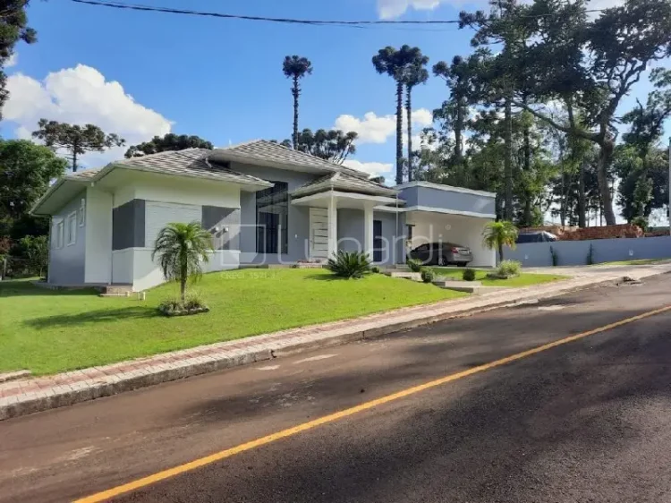 Casa com 3 Dormitórios - Lunardi Imóveis